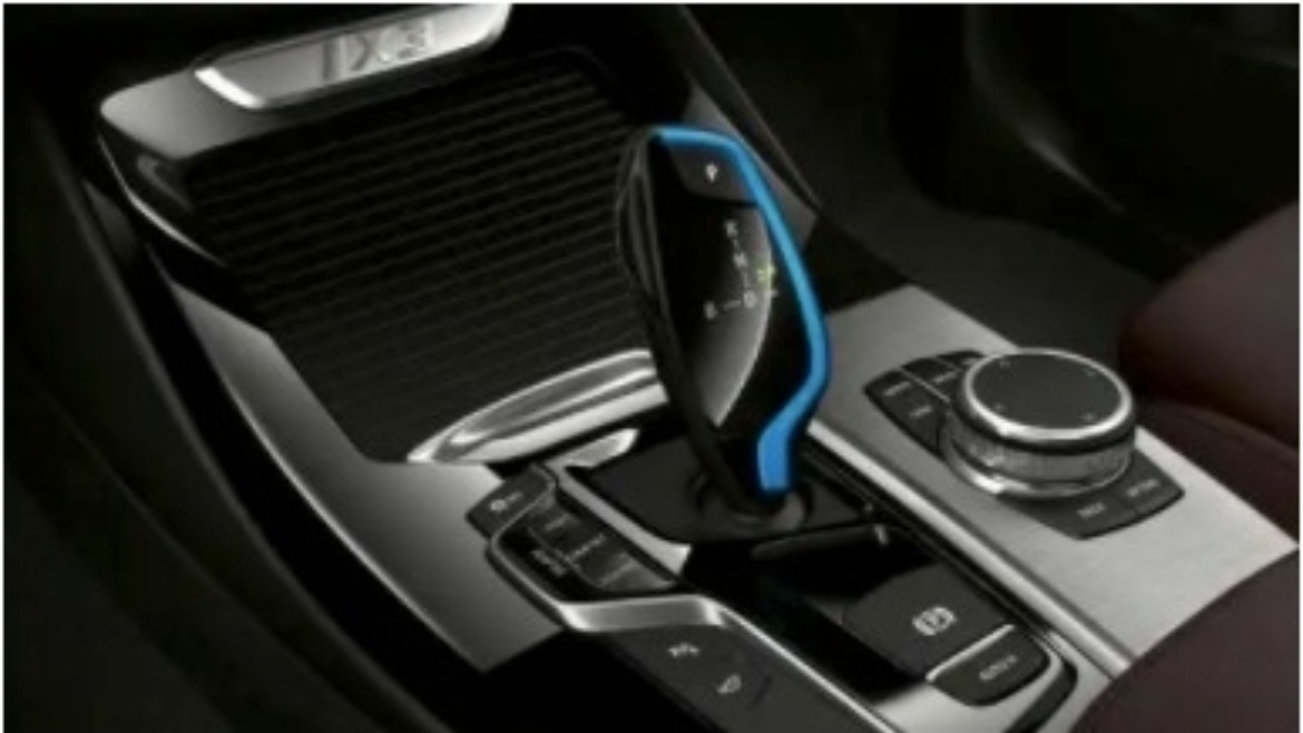 BMW iX3 Adaptive Suspension controls