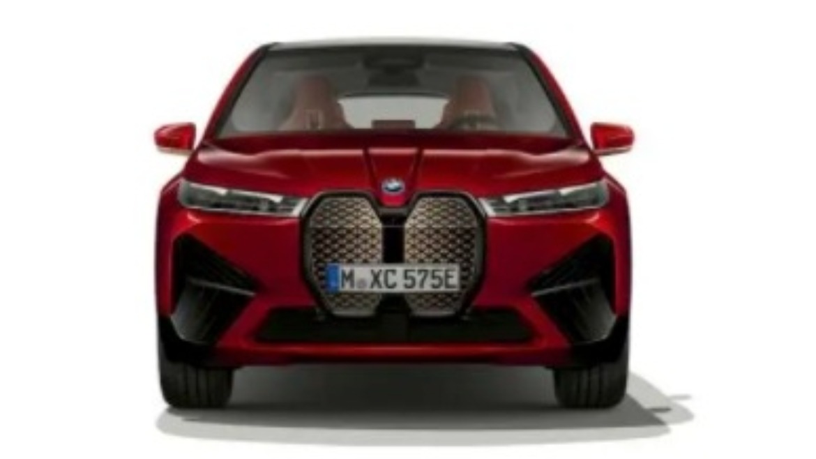 BMW iX front design