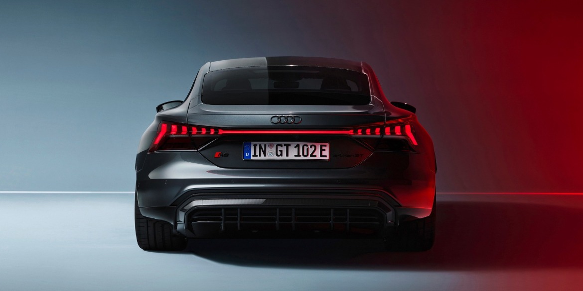 Audi RS e-tron GT light strip
