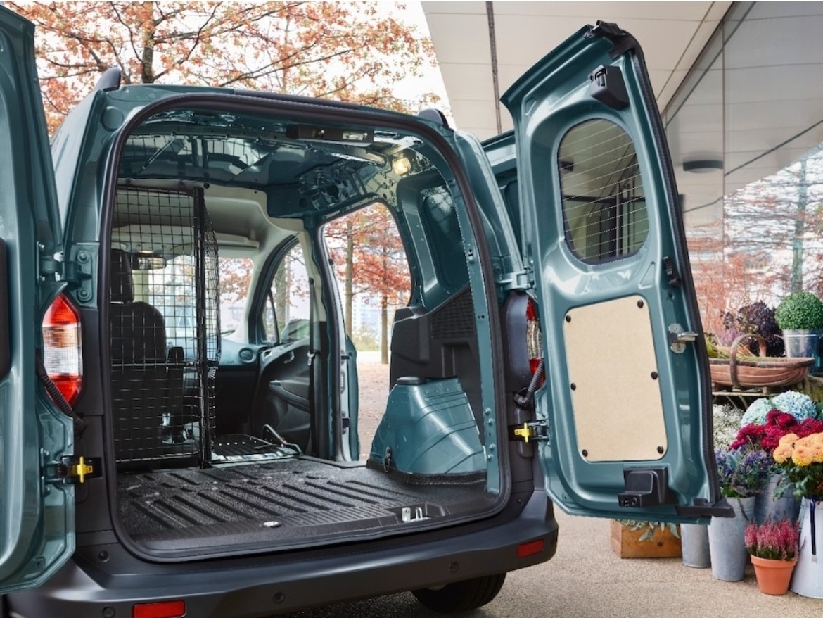 New Ford Transit Courier loadspace