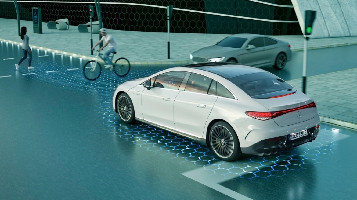 New Mercedes-Benz EQE Technology