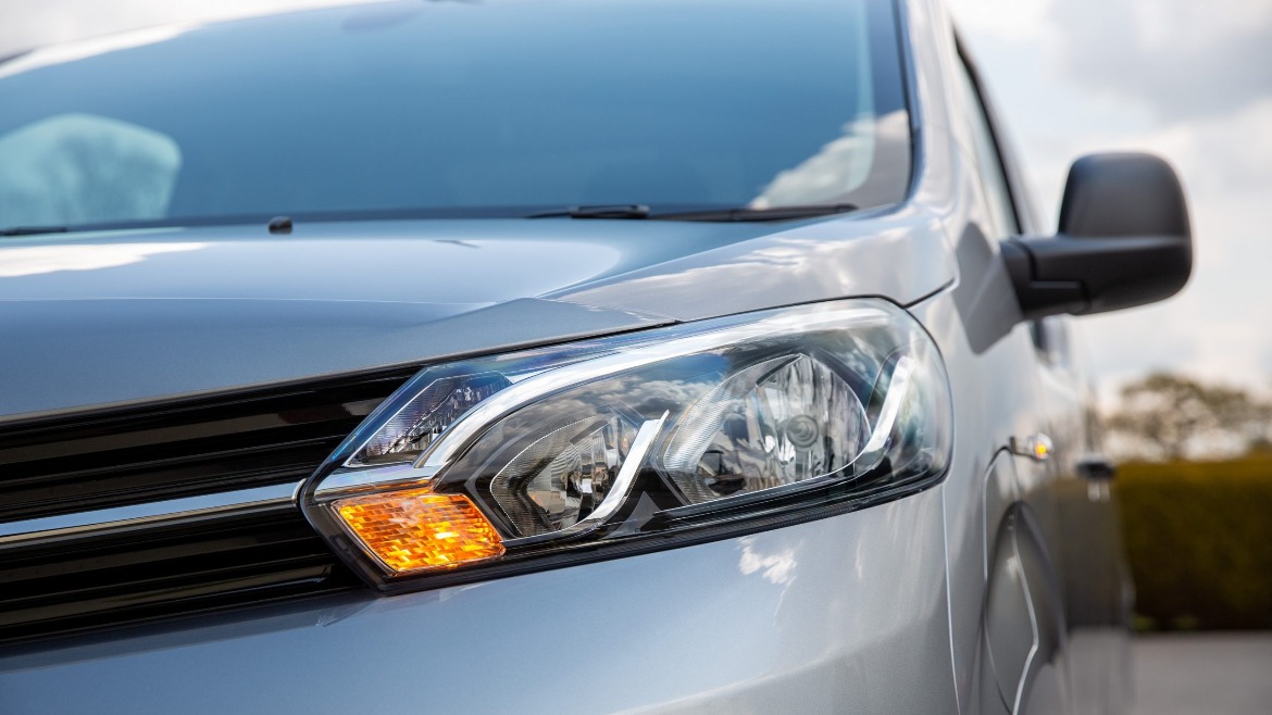 New Toyota Proace Electric Headlights