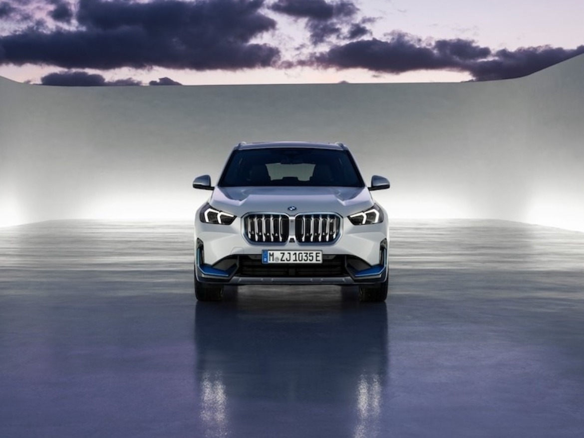 All-New BMW iX1 2022