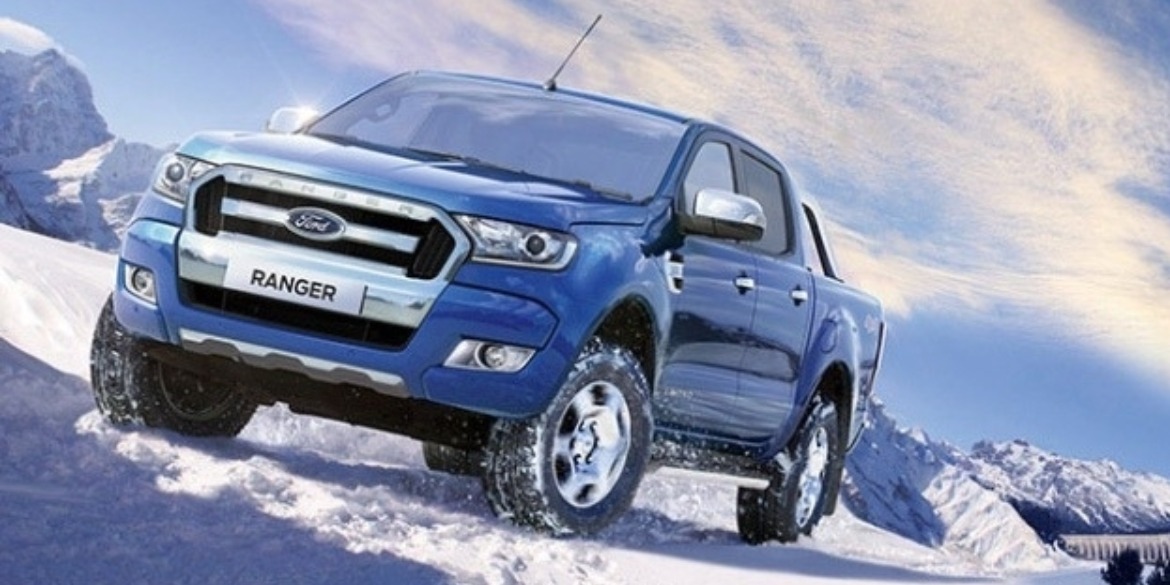 Ford Ranger in the snow
