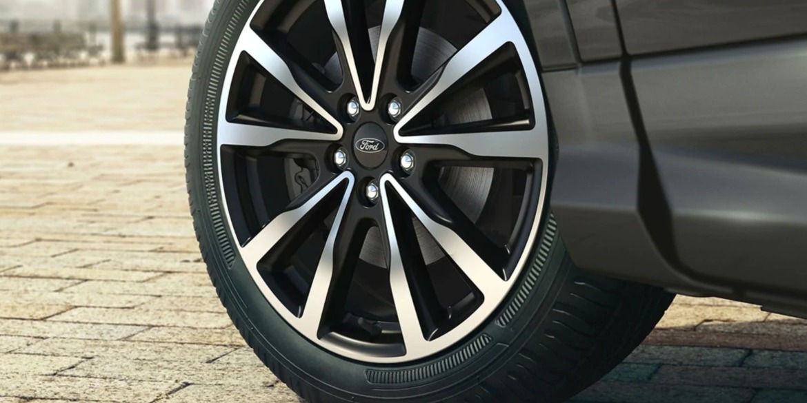 Ford Kuga alloy wheel