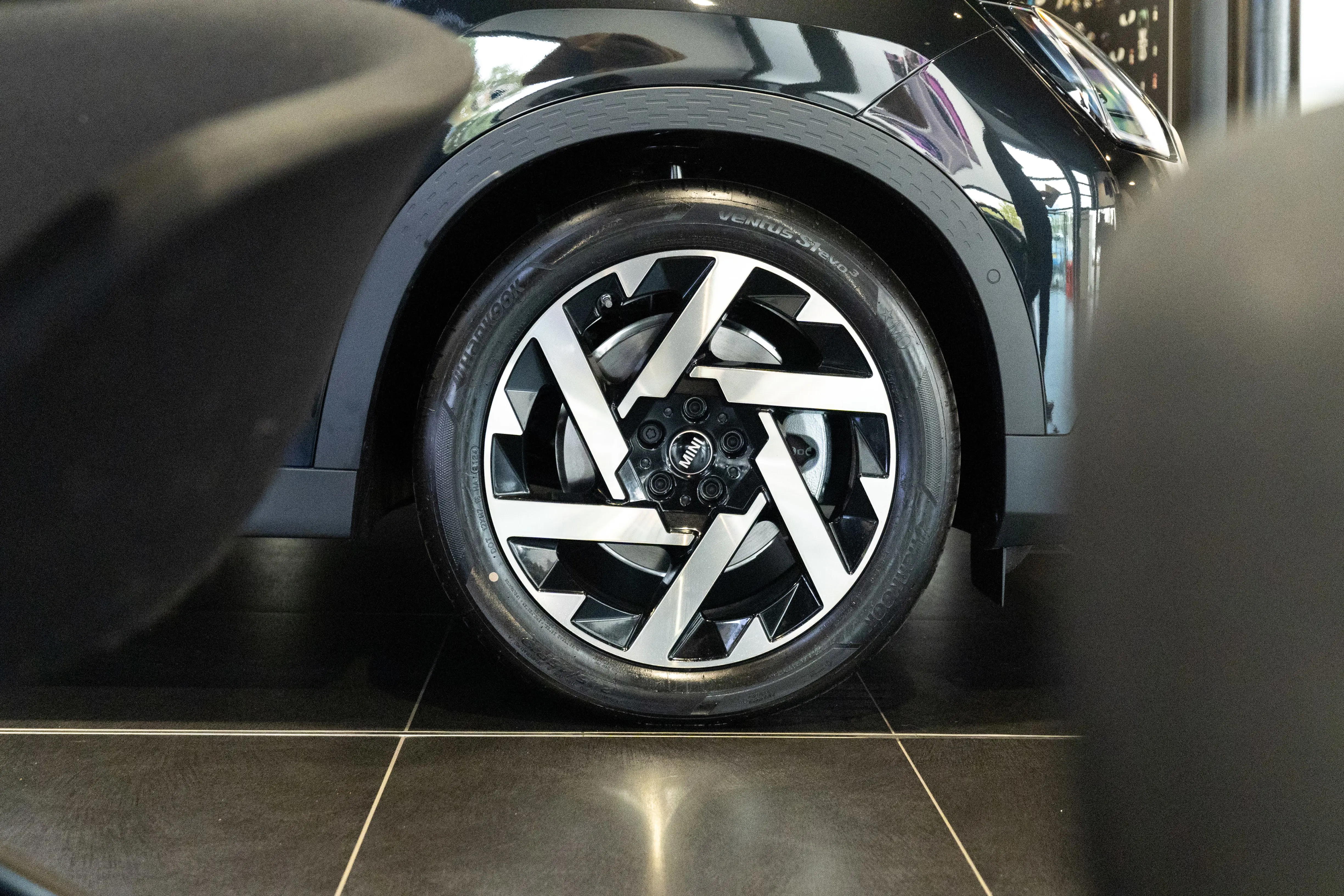 1684444345 Generic Bmw Mini 02222