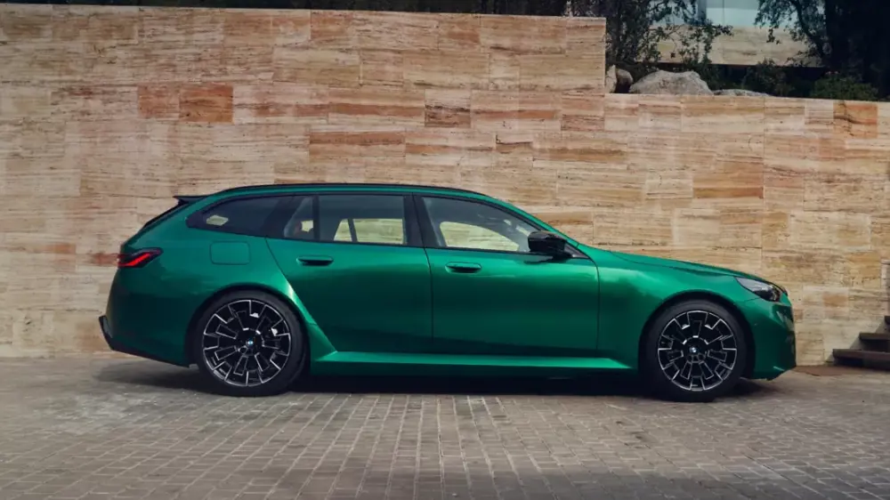 Featured Content Block M5 Touring Block 2