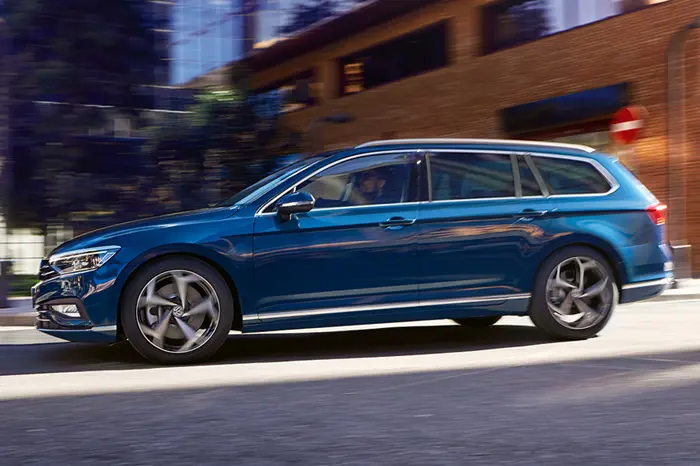 Volkswagen Passat 700X466 Exterior