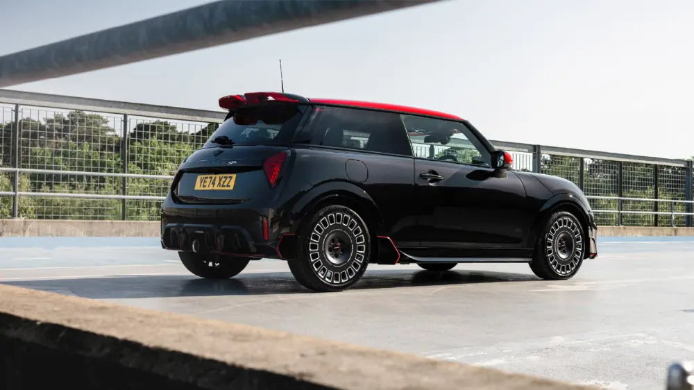 Featured Content Block MINI John Cooper Works Block 2