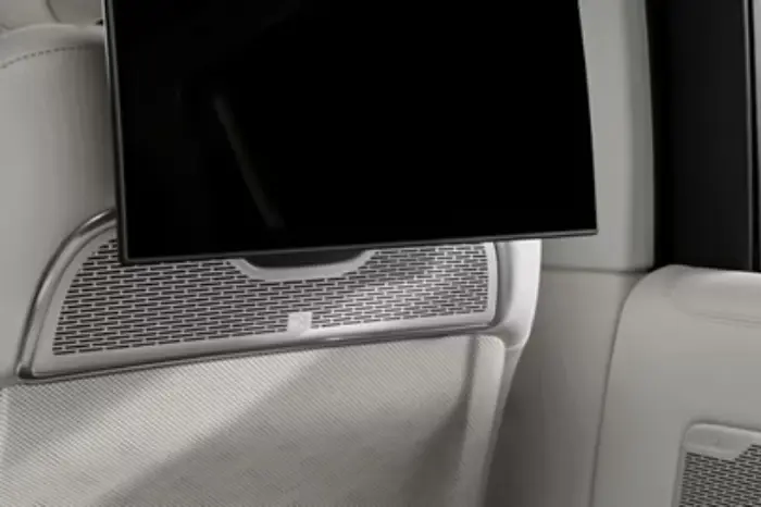 Gallery Carousel Range Rover SV Block 5 02