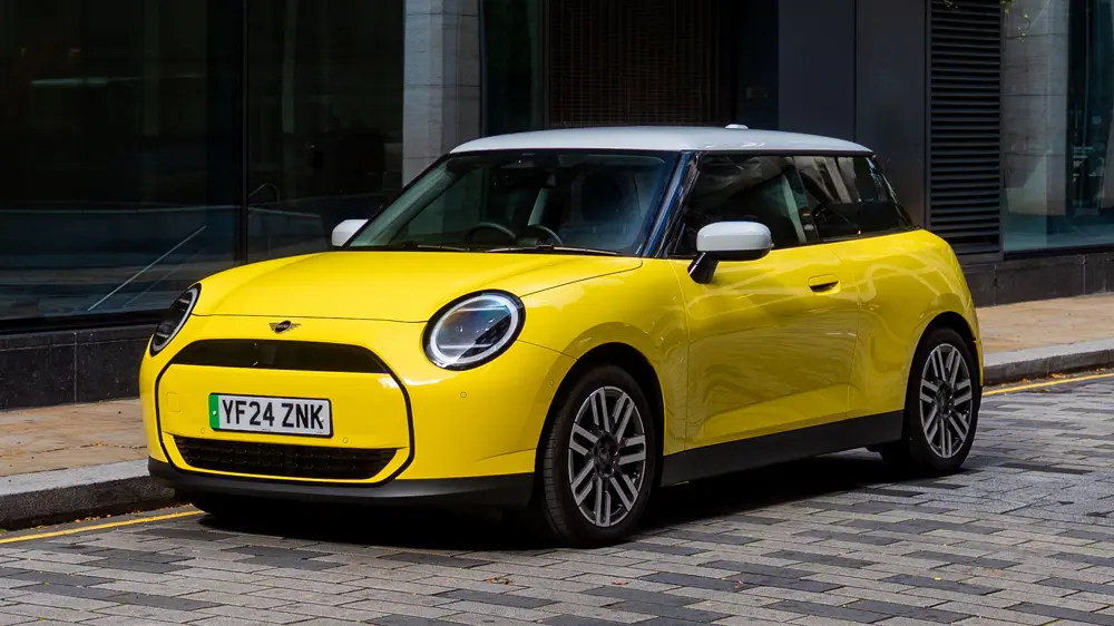 Promo Scrolling Banner Desktop 1000X562 Mini Wheel Alignment2