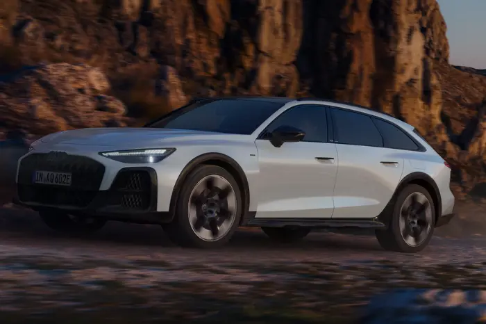 Gallery Carousel A6 Allroad E Hybrid Block 5 01