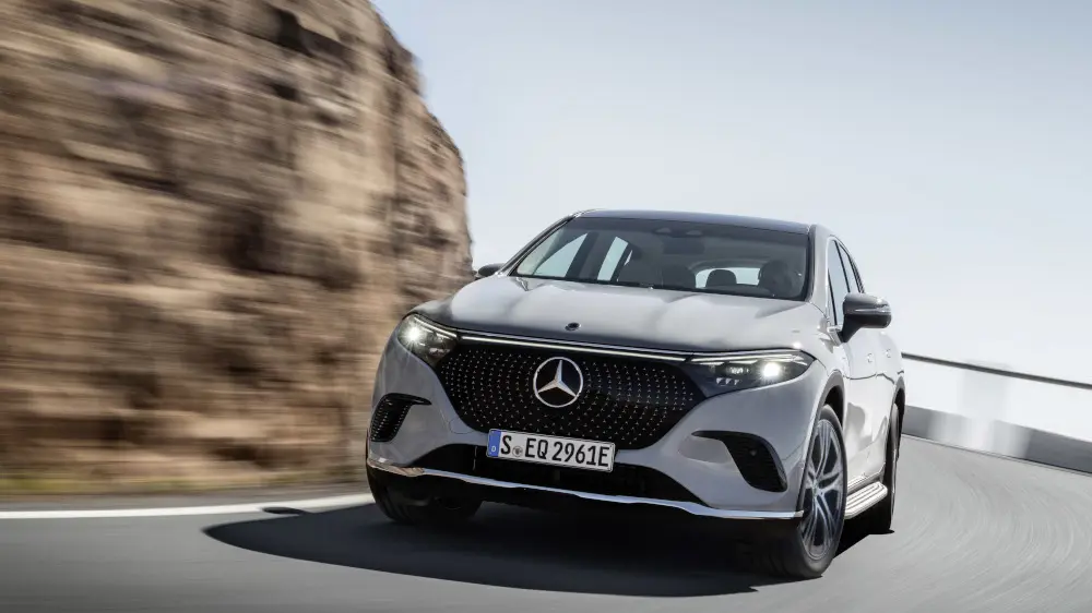 Mercedes-EQS-SUV-BC1-1000x562