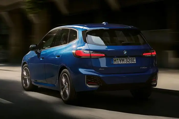 Components-Gallery-Carousel-NCMP-700x466-Desktop-BMW-2-Series-Active-Tourer