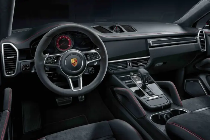 Porsche-cayenne-c2-700x466