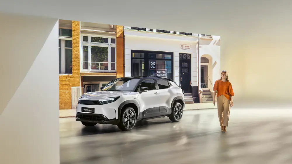 DS 2779 All New Urban Cruiser Website Assets Promo Scrolling Banner 1000X562 Desktop 04