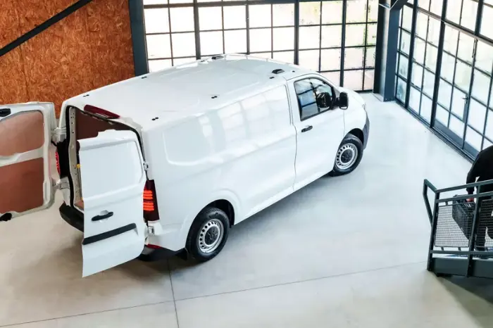 Gallery Carousel E Transporter Panel Van Block 7 02