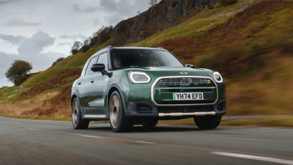 Featured Content Block MINI Countryman Electric Block 2