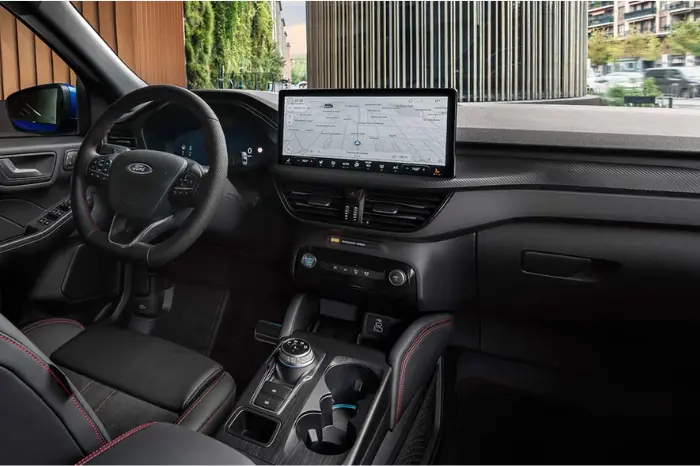Gallery Carousel Kuga Block 5 01