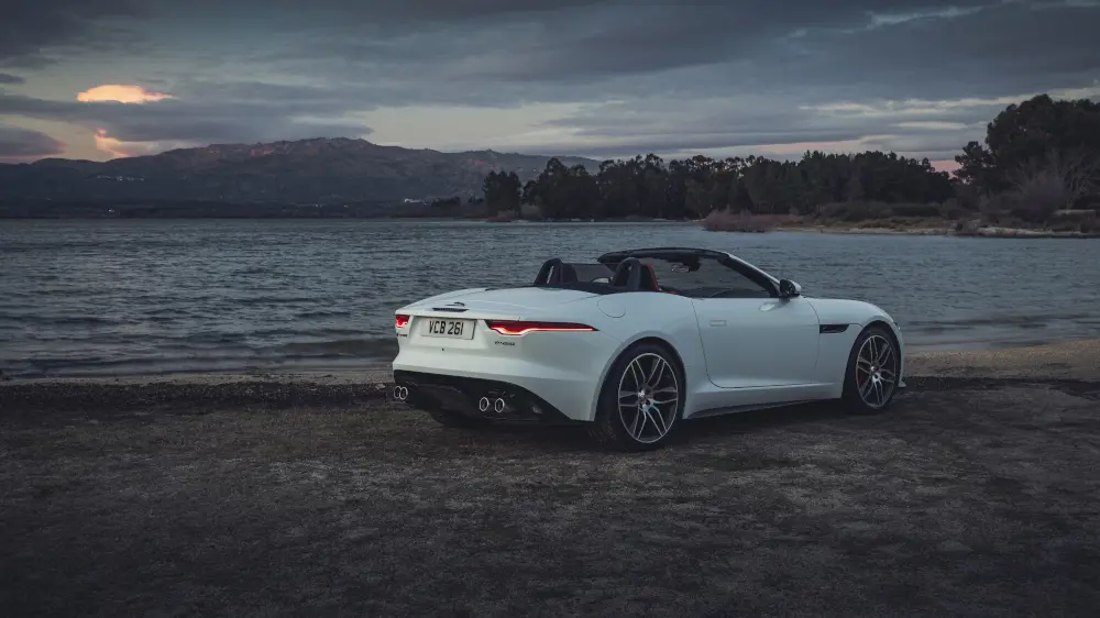Jaguar-F-Type-Intro-Convertible-1000x562