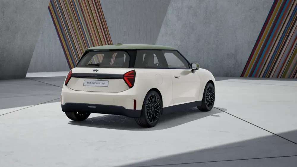 Featured Content Block ALL ELECTRIC MINI COOPER PAUL SMITH EDITION Block 4 02