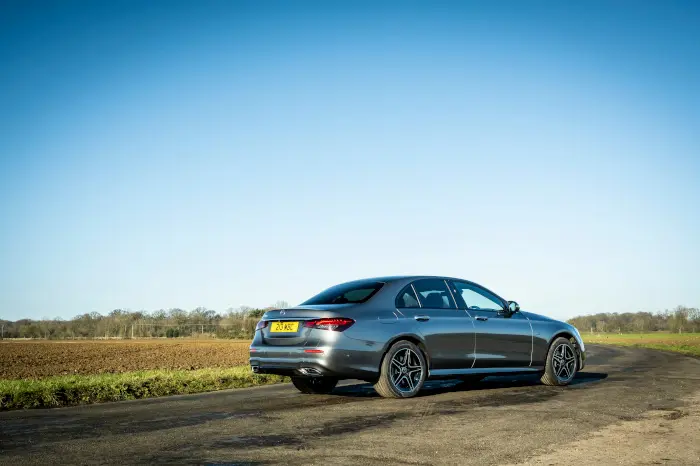 Mercedes-E-Class-C3-700x466