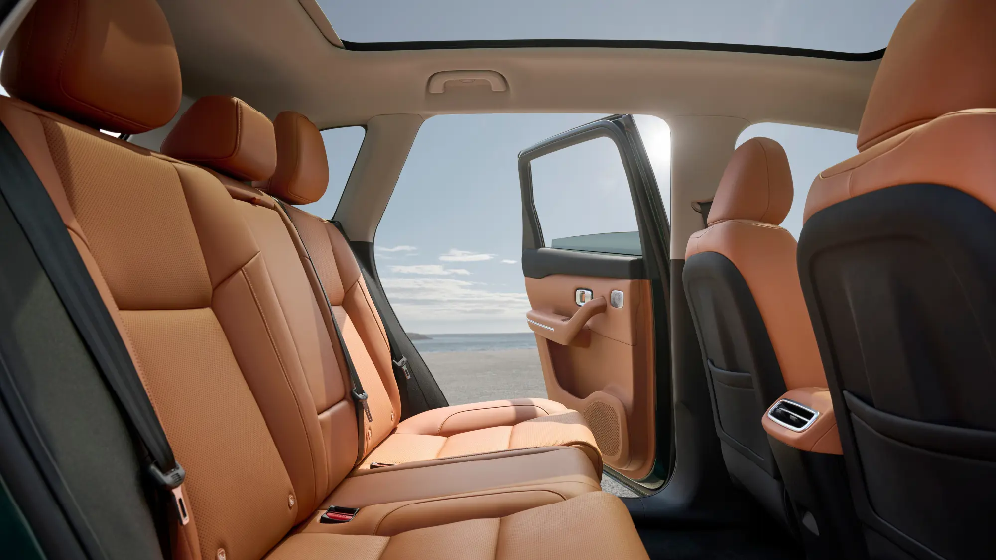 Components Gallery Carousel Desktop 700X466 6 Leapmotor DS 3077