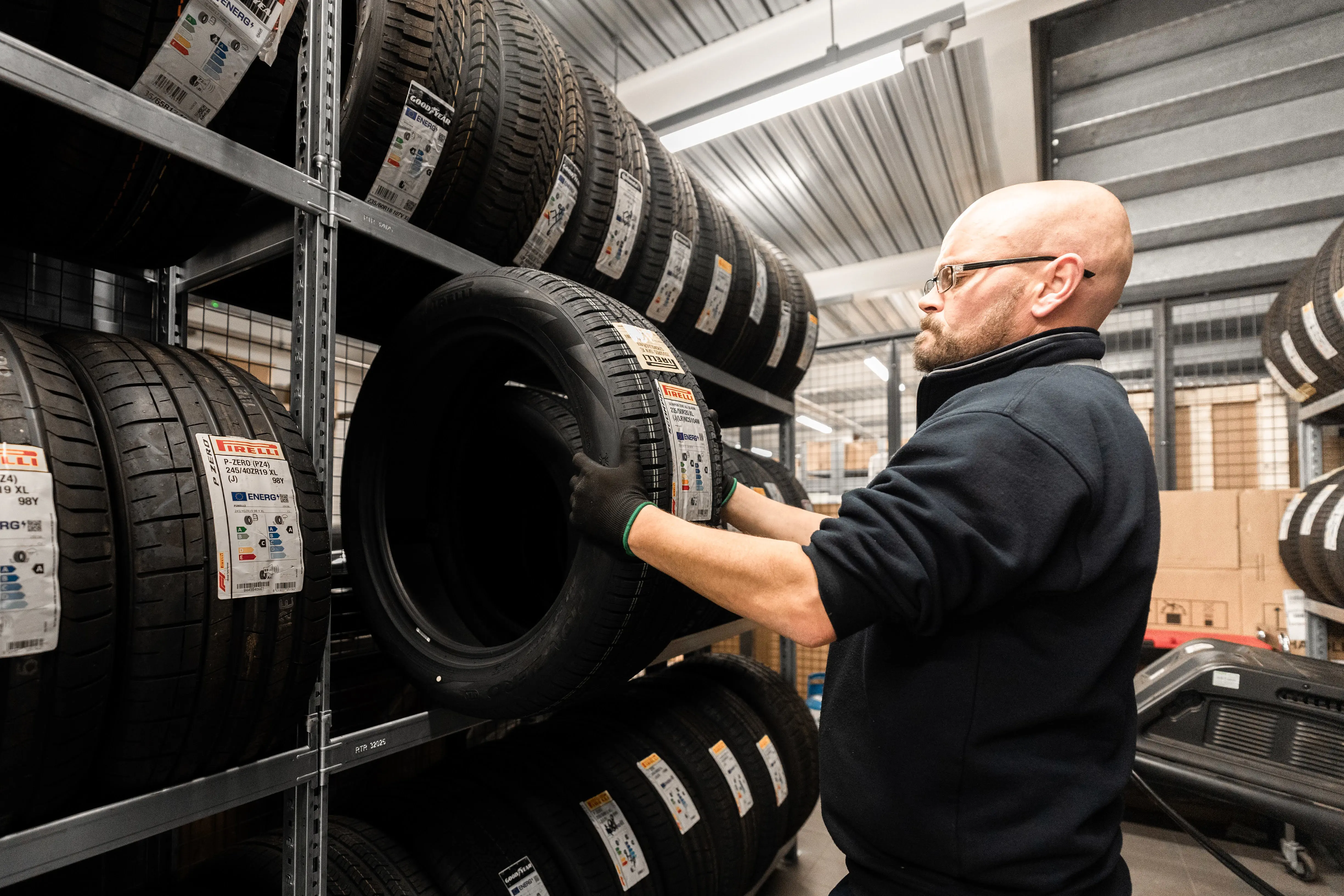 1642299478 Tyre Safety Month Social 00490