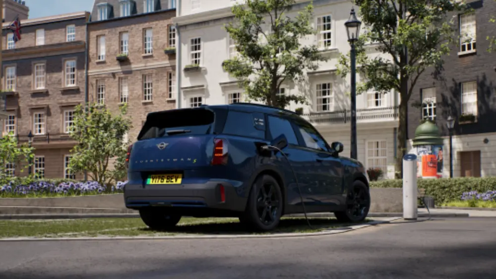Featured Content Block Countryman Midnight Edition Block 6