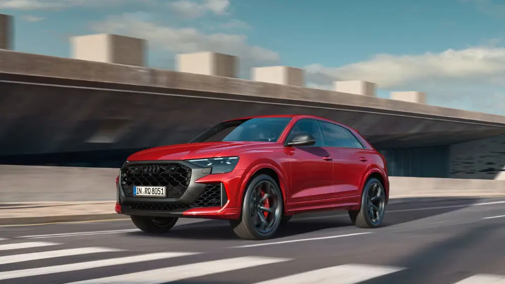 Featured Content Block RS Q8 SUV Performance Block 2
