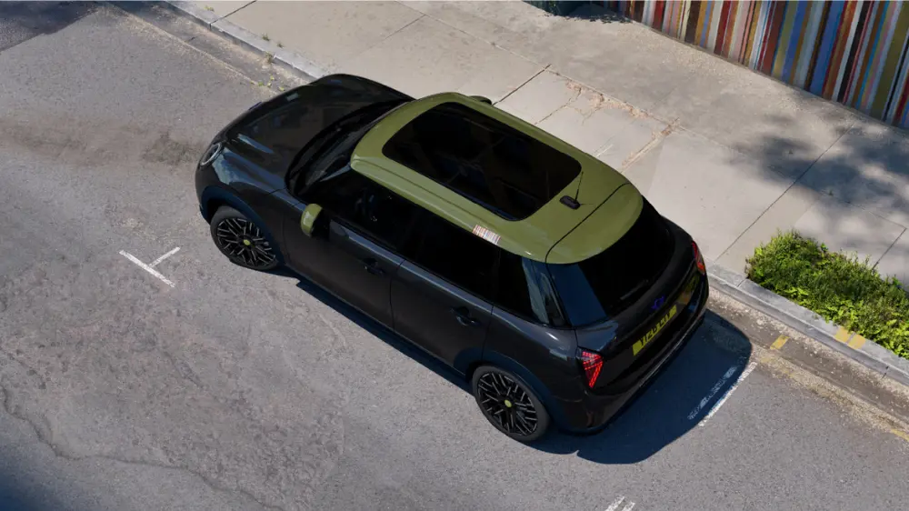 Featured Content Block MINI COOPER 5 DOOR PAUL SMITH EDITION Block 2