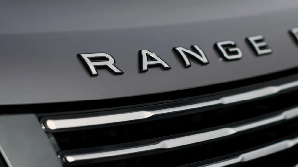 Components Featured Content Block Desktop 1000X562 Rangerover Burford 2