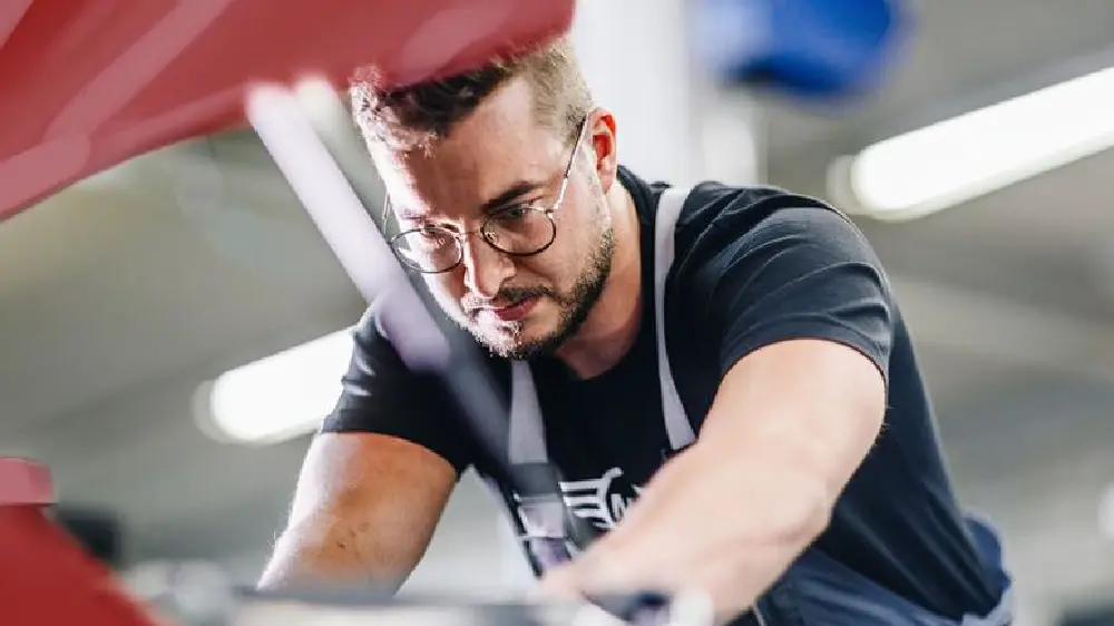 DS 2992 MINI Aftersales Web Assets 03 Promo Scrolling Banner 1000X562 Desktop