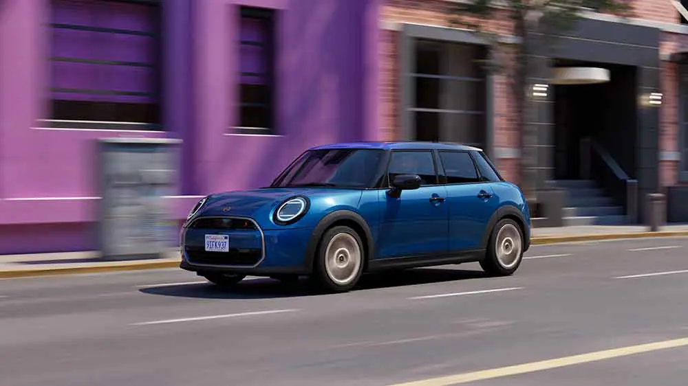 The New MINI Cooper 5 Door Exterior 1000X562 V1