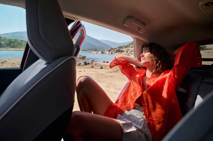 New C4 Lifestyle Gallery