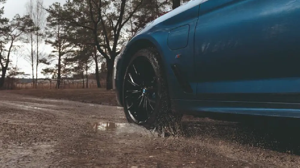 DS 2992 BMW Aftersales Web Assets 03 Promo Scrolling Banner 1000X562 Desktop