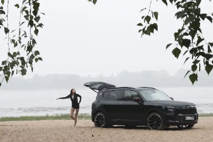 Components Gallery Carousel Desktop 700X466 07