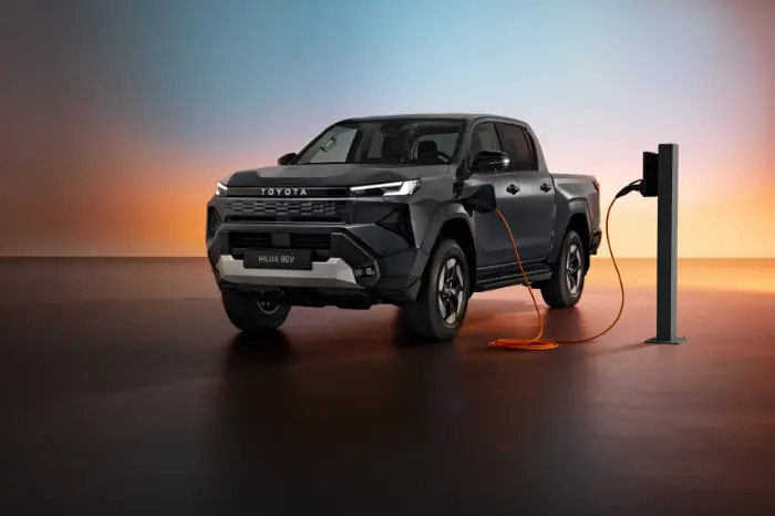 Gallery Carousel All New Toyota Hilux BEV Block 5 03
