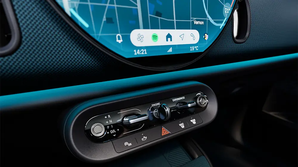 Components Featured Content Block 1000X562 Desktop MINI The New All Electric MINI Countryman 5