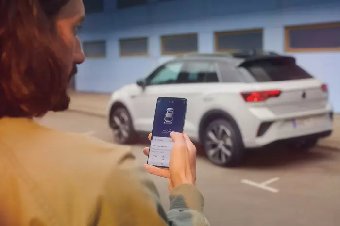 Gallery Carousel T Roc Cabriolet Block 5 03