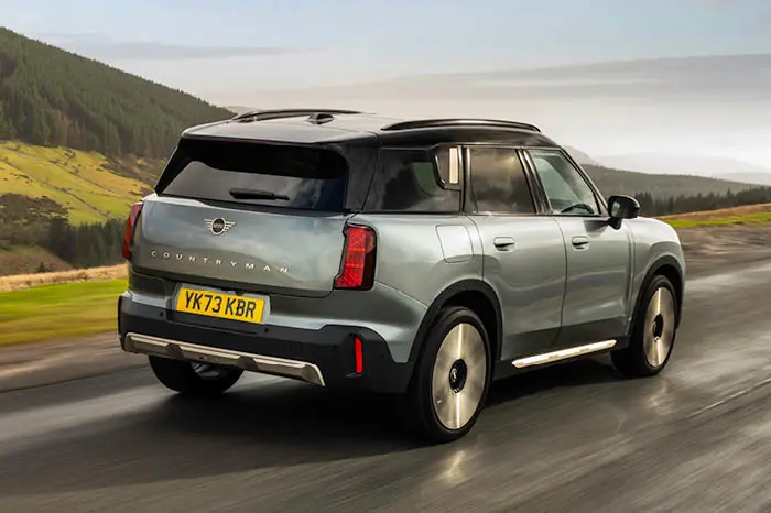 1710799937 Q4 2024 MINI Websiteimages Countryman Image2 700X466