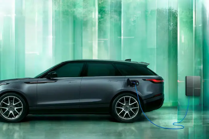 Gallery Carousel Range Rover Velar Block 7 03