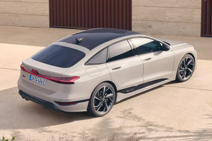 Components Gallery Carousel NCMP 700X466 Desktop Audi A6 4