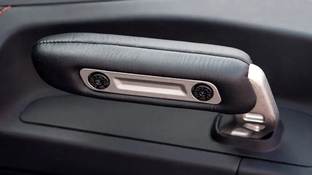 DS 3297 Mustang LP Image Resize 1000X562 1