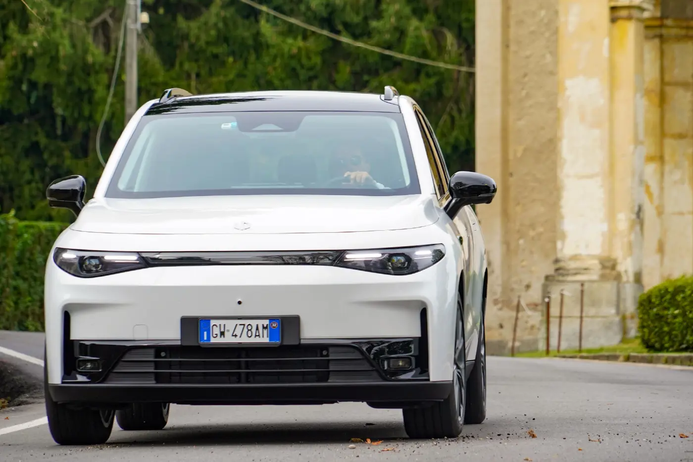 Components Gallery Carousel Desktop 700X466 Leapmotor DS 3077