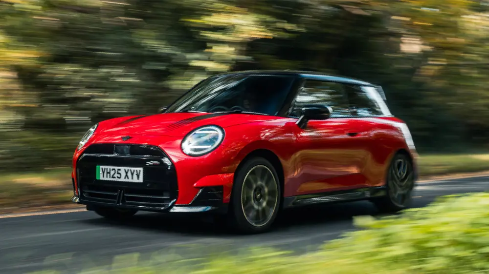 Featured Content Block MINI John Cooper Works Electric Block 6