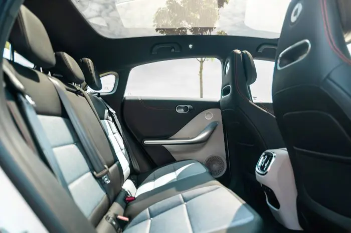 Smart Carousel 6 The Ojen