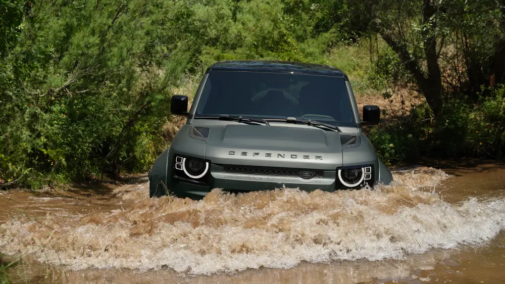 Components Featured Content Block Desktop 1000X562 Defender Octa 2