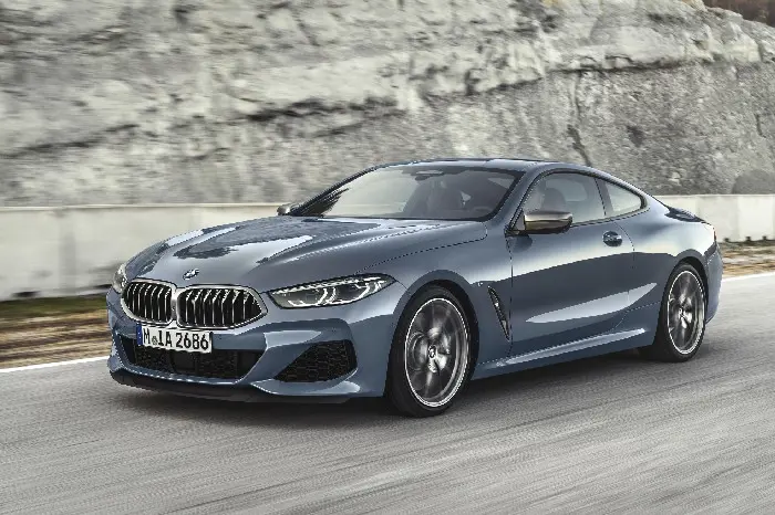 P90306611_lowRes_the-all-new-bmw-8-se