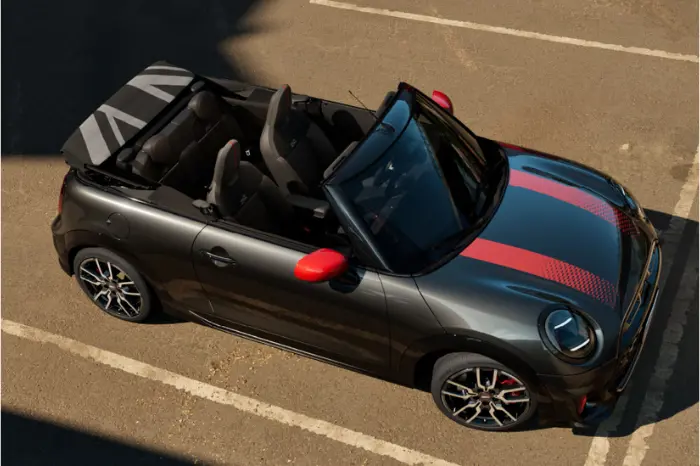 Gallery Carousel MINI John Cooper Works Convertible Block 5 02